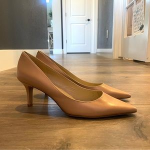 Nine West Nude Leather Pointy Toe Pumps, 2.5 Inch Heel, 8M